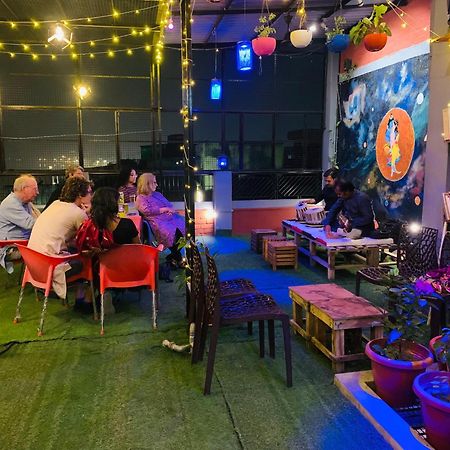 You And I Cafe فاراناسي المظهر الخارجي الصورة